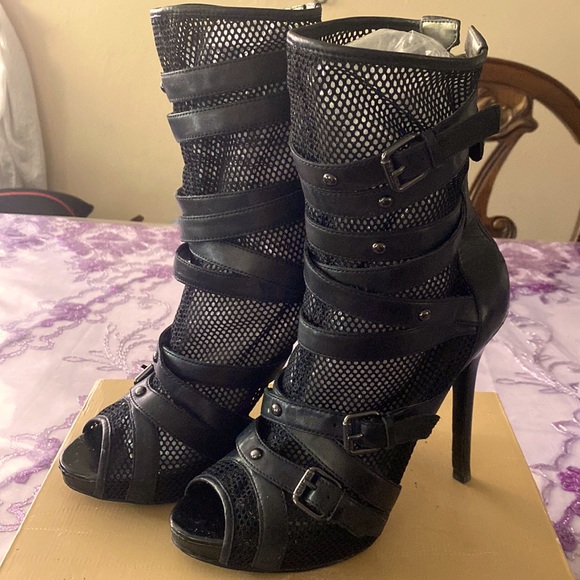 Guess botties - Picture 1 of 10